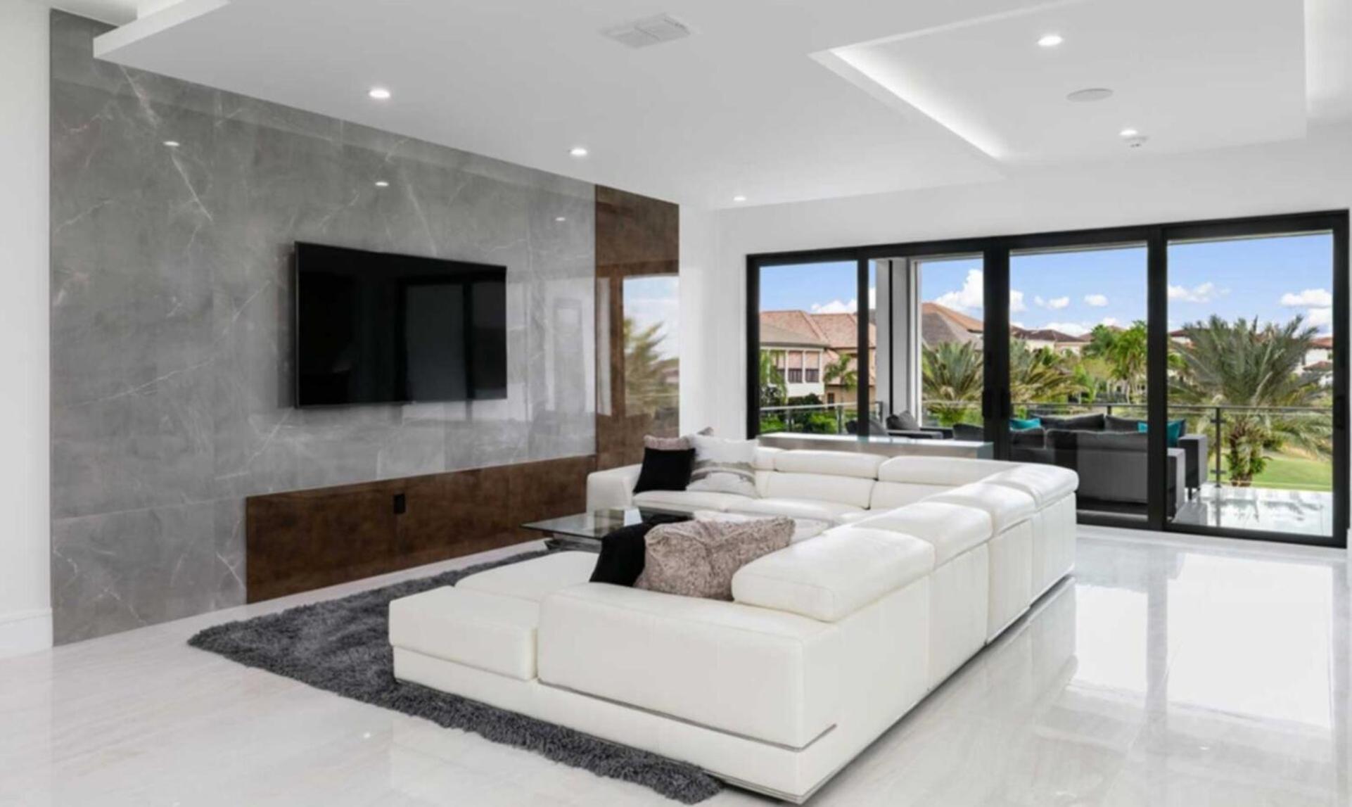 Orlando Dream Getaway: 8 Bedroom Villa6646 Kissimmee